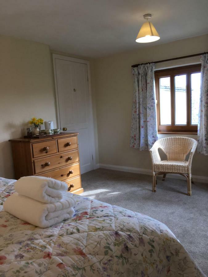 Wood Farm Kerdiston Bed & Breakfast Reepham  Exterior photo