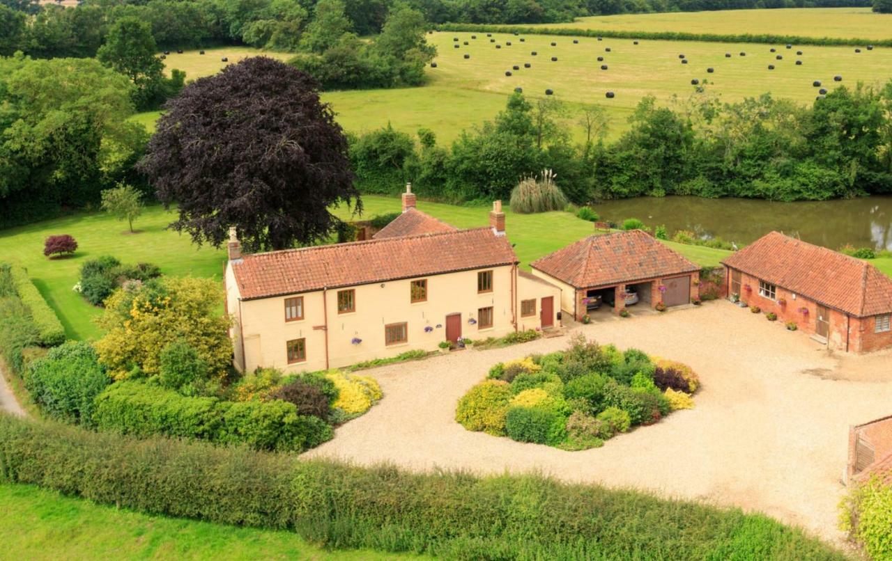 Wood Farm Kerdiston Bed & Breakfast Reepham  Exterior photo